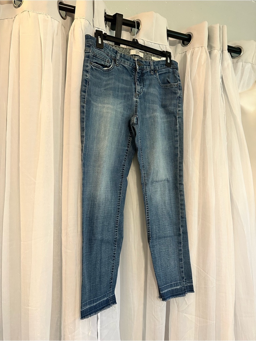 Vintage America Boyfriend  Blue Washed Jeans with Raw Hem